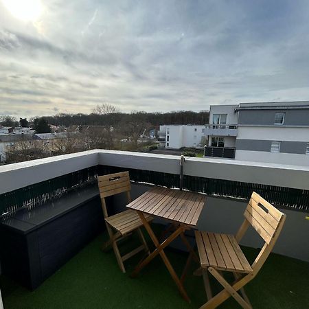 Appartement T3 Proche Circuit Du Mans Allonnes  Exterior foto